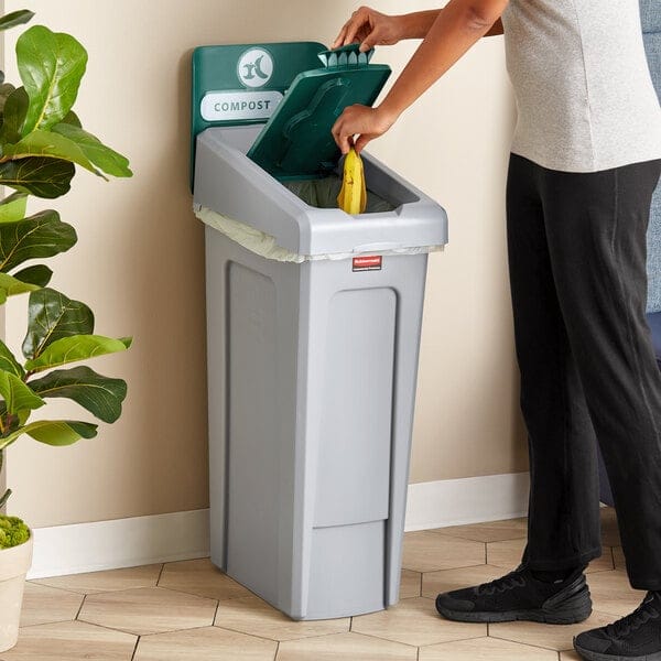 Rubbermaid Slim Jim 23 Gal Compost Station